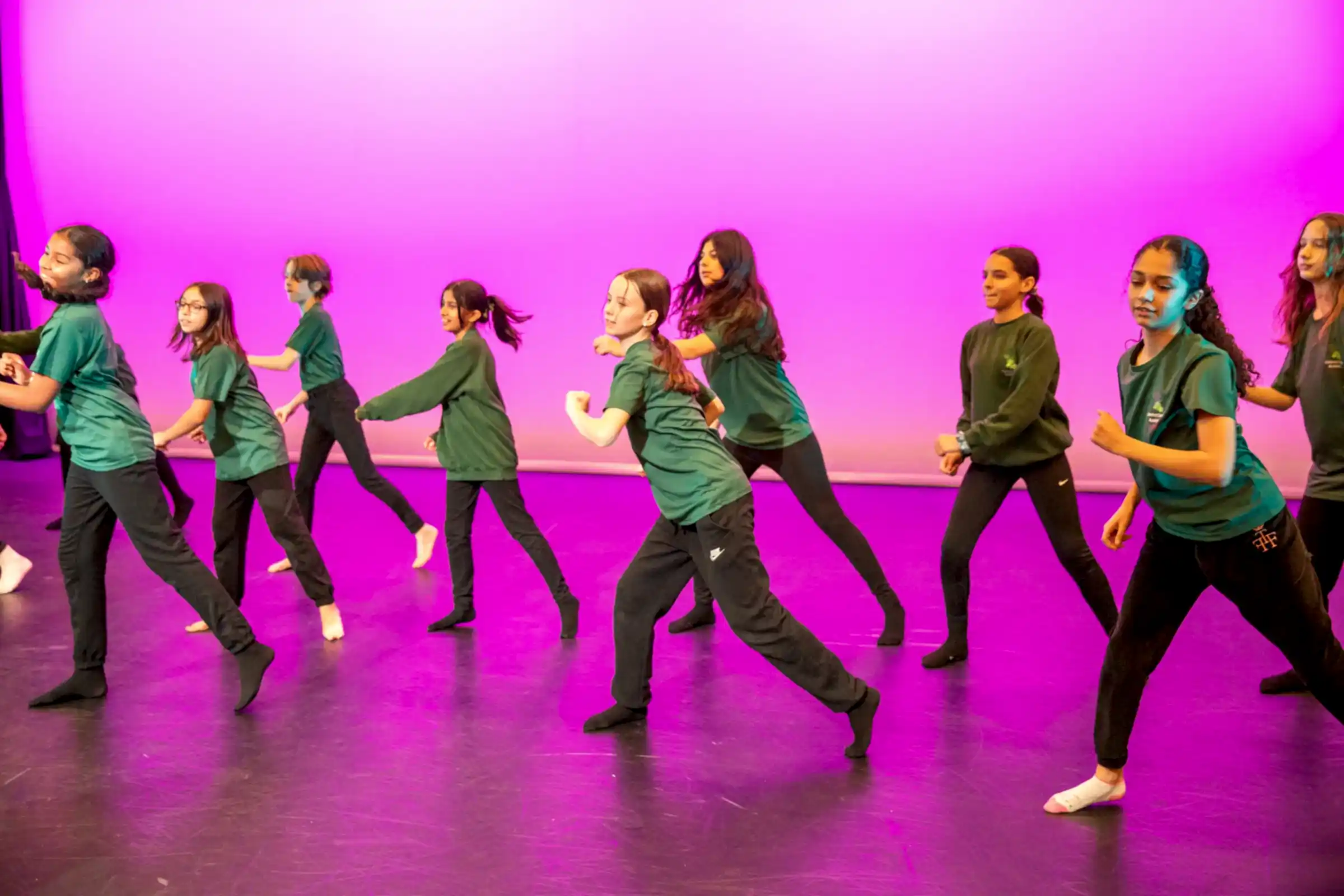 community at the RAD - schools | Royal Academy of Dance Local schools enjoying a performance at RAD HQ studio theatre