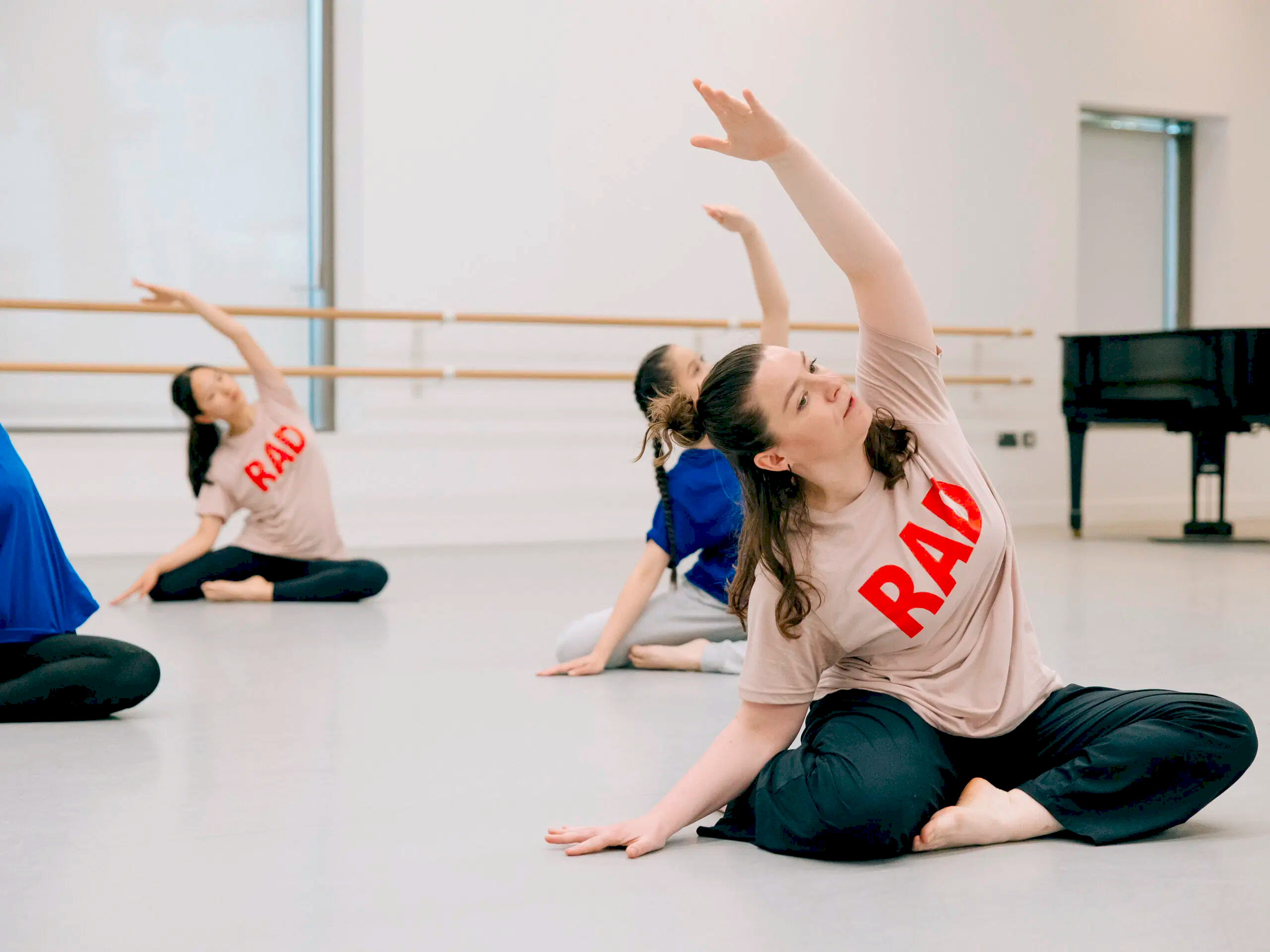 contemporary dance classes | Royal Academy of Dance a contemporary dance classes at the RAD headquarters