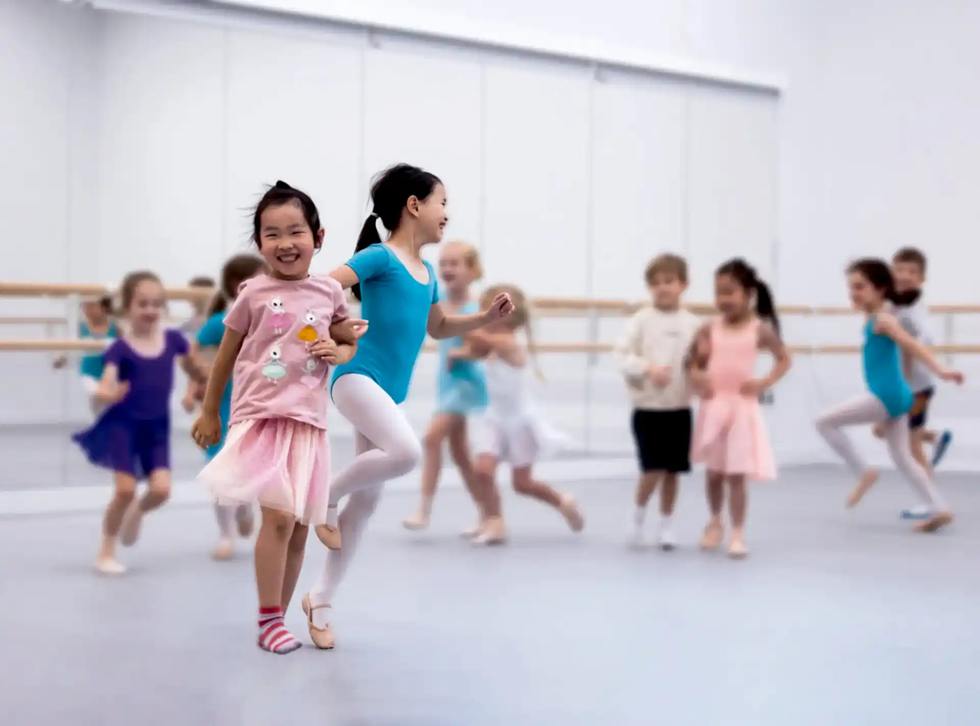 RoyalAcademyofDanceSummerEvents-513 EDIT CMYK | Royal Academy of Dance Childrens summer event non syllabus ballet classes at RAD HQ