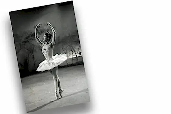 0QEIIAwardoriginalsilverplaque-copy | Royal Academy of Dance