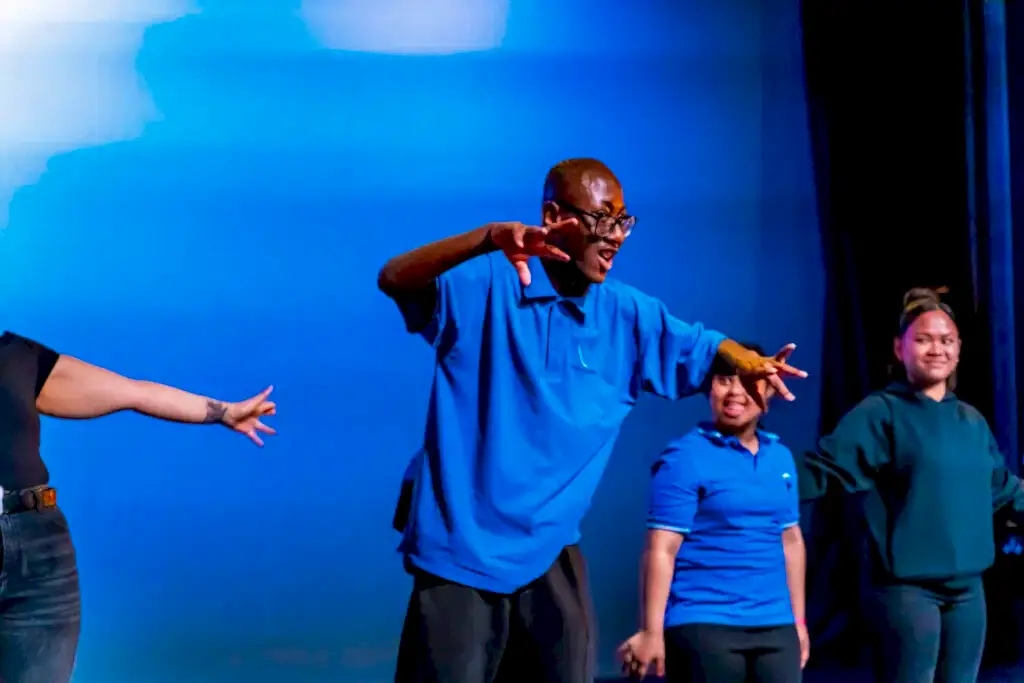 Step Around Town 090525Marbleandsky-235 | Royal Academy of Dance