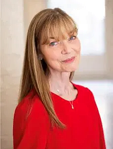 Jo-Ward-Headshot | Royal Academy of Dance