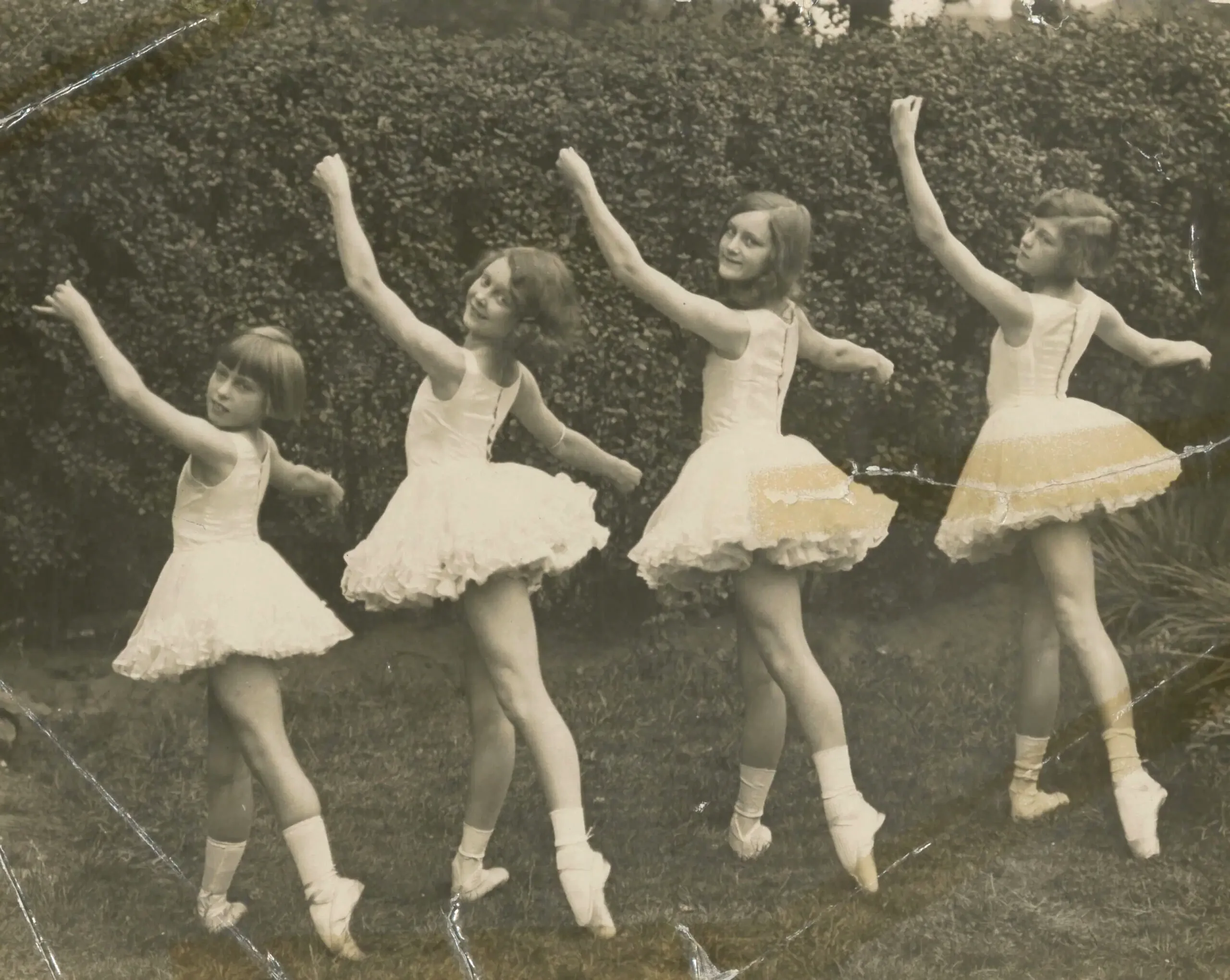 RAD Scholars1926 | Royal Academy of Dance RAD dance scholarship