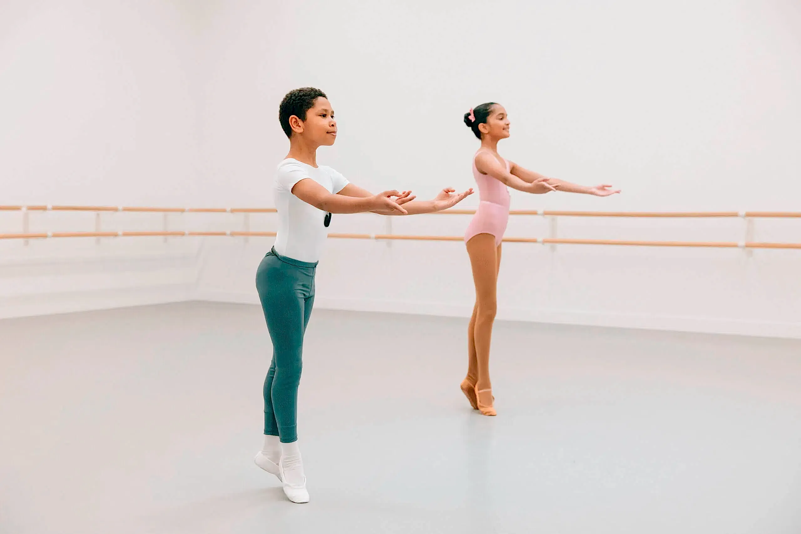 DL32080-Edit | Royal Academy of Dance