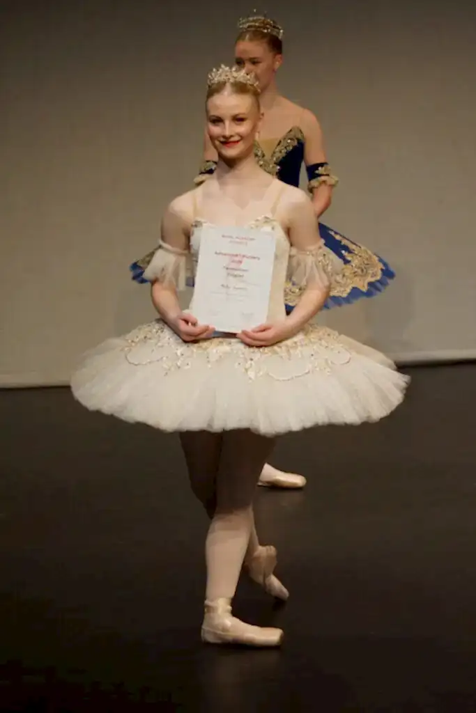 Tasmania 2025 Bursary finalist Ruby Symons | Royal Academy of Dance