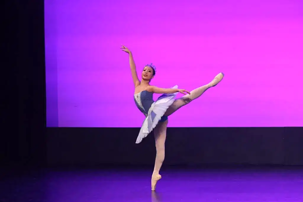 Miru Jung - Gay Cruickshank Scholarship Recipient | Royal Academy of Dance