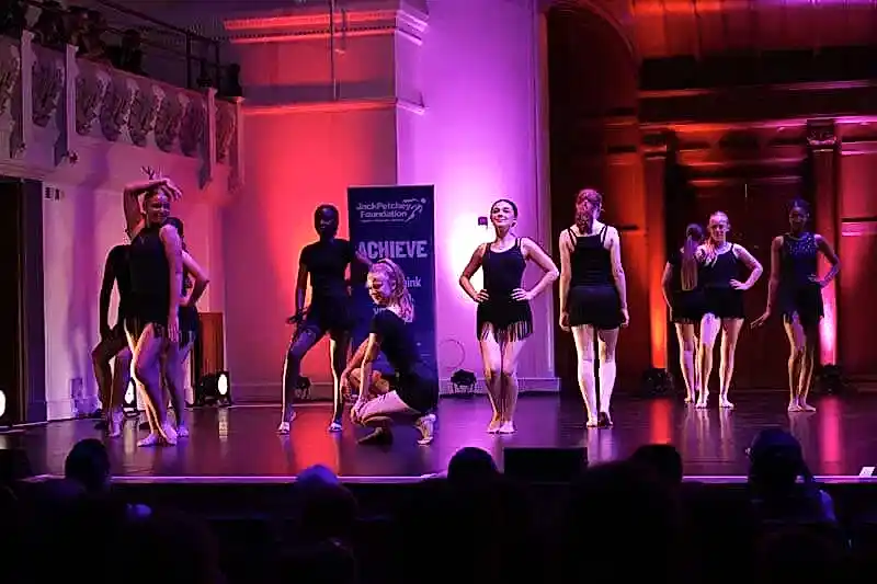 HAN02564 | Royal Academy of Dance