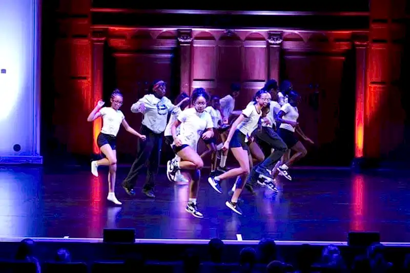 HAN08852 | Royal Academy of Dance